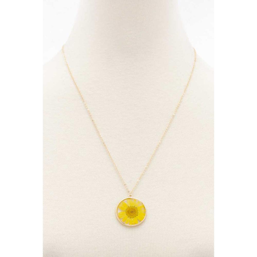 Flower Pendant Necklace - Picture 1 of 4